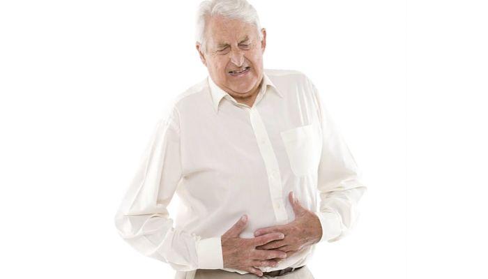 Dolor estomcal por excesivo consumo de agua