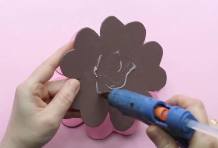 paso 14 para elaborar una cesta de foami