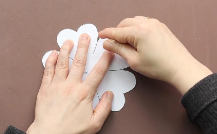 paso 4 para elaborar una cesta de foami