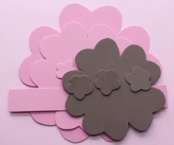 paso 6 para elaborar una cesta de foami