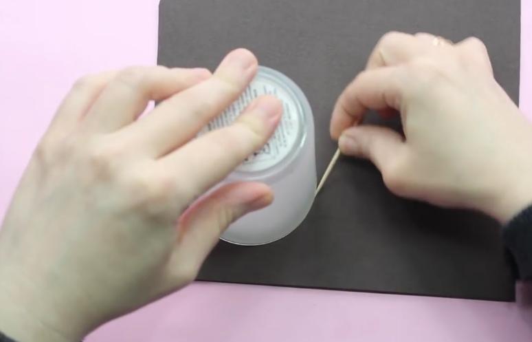 paso 6 para hacer un monedero de foami