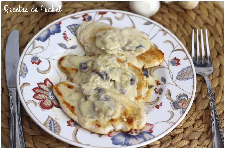 Pollo con salsa de champiñones