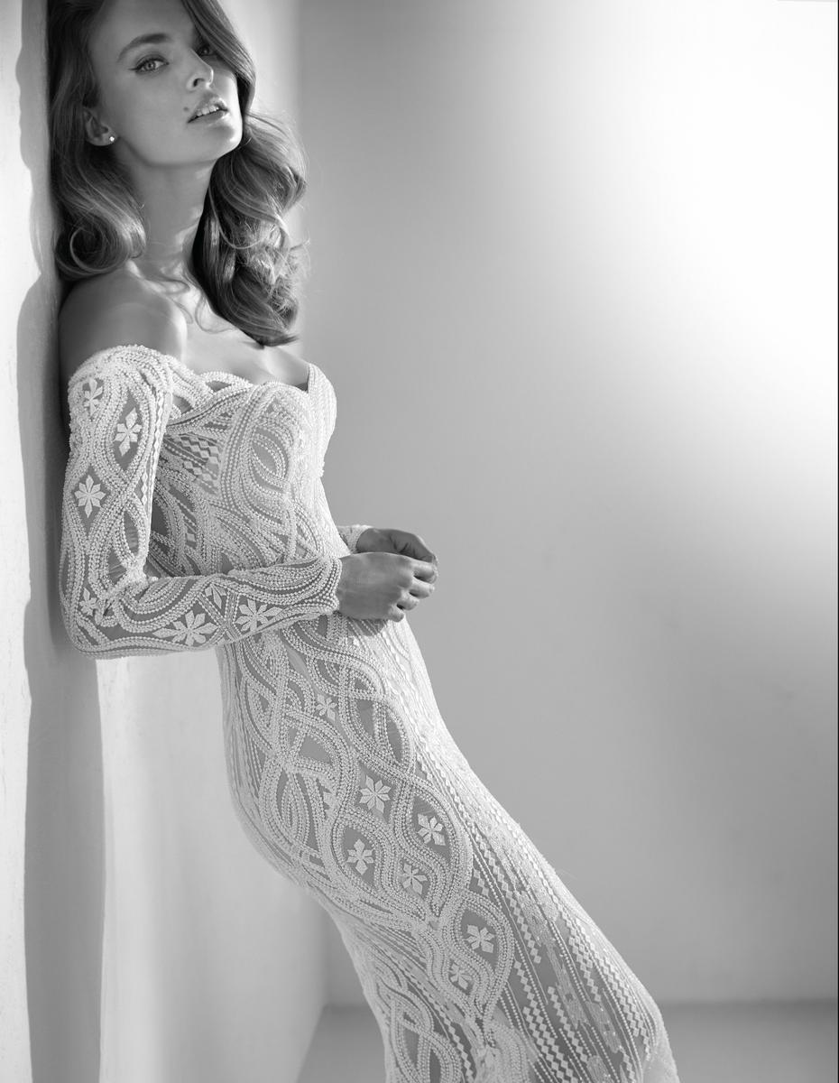 Pronovias 2018 Royal