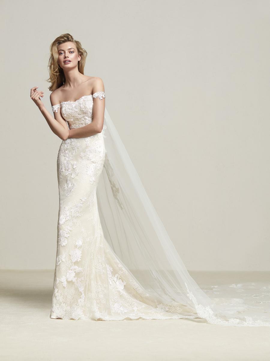 Pronovias 2018 Dria
