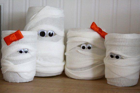 Decoración para Halloween casera: velas momia