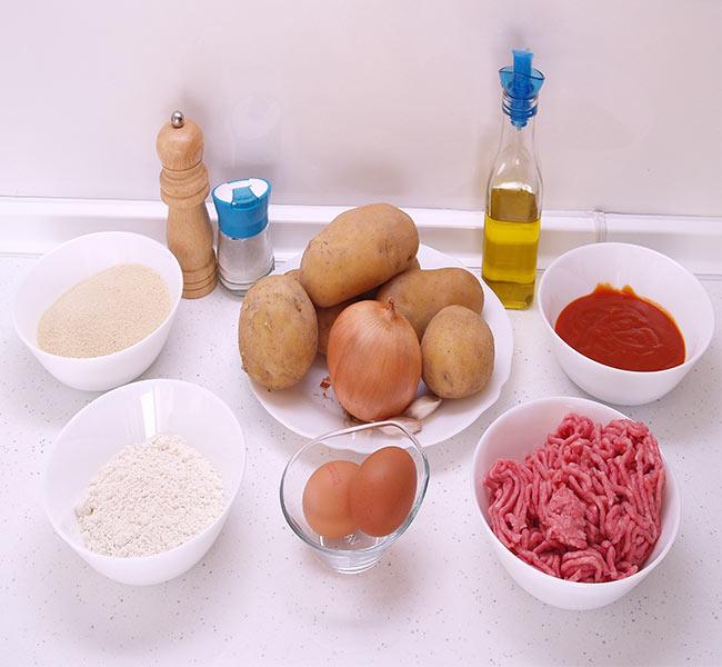 Bombas de patata rellenas de carne