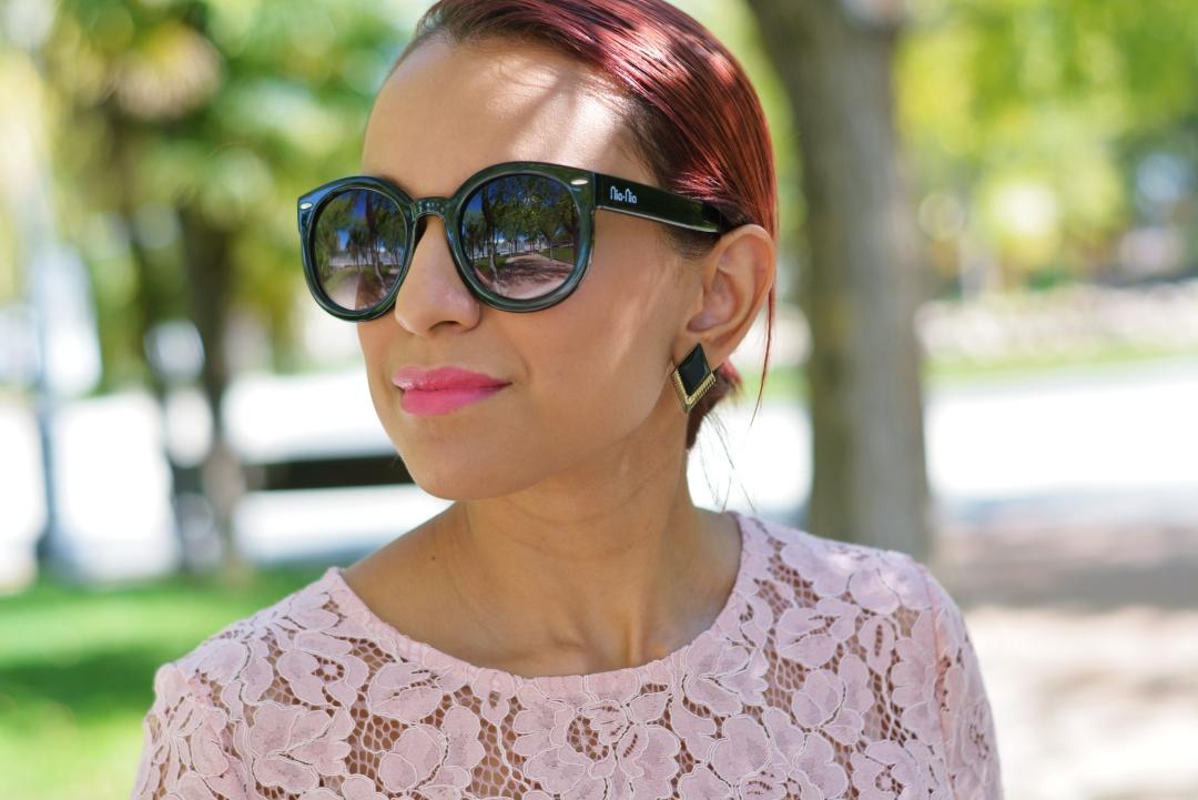 Look con pelo recogido