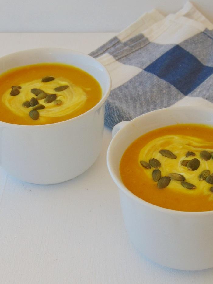 crema de calabaza especiada | ligera y sabrosa
