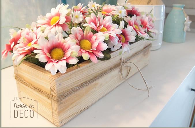 centro de mesa primavera en madera natural