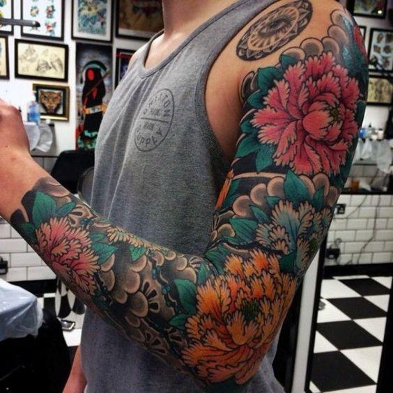 tatuajes de rosas a color hombres 1 - +80 Tatuajes para hombres ideas y diseños populares en 2017
