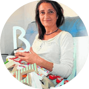 Benita emprendedora de decoraletras