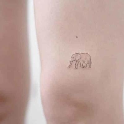 elefantes minimalistas tatuados 3 - +40 Tatuajes de elefantes, significados - dise&ntilde;os en hombres y mujeres