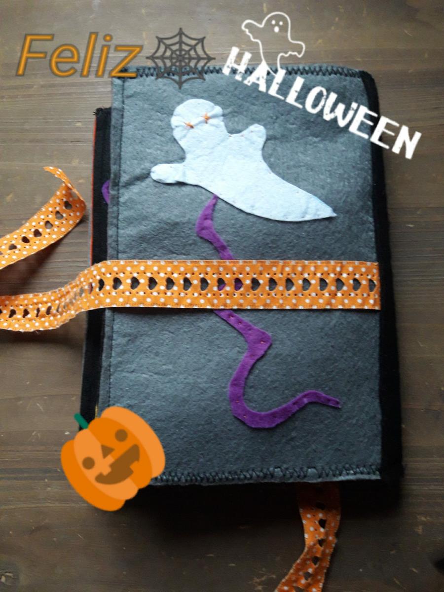 Quiet book casero:ideas para halloween