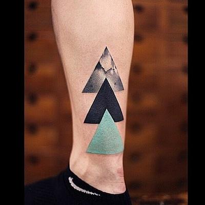 tatuajes de triangulos para hombres 5 - +40 Tatuajes de tri&aacute;ngulos y su particular significado en cada dise&ntilde;o