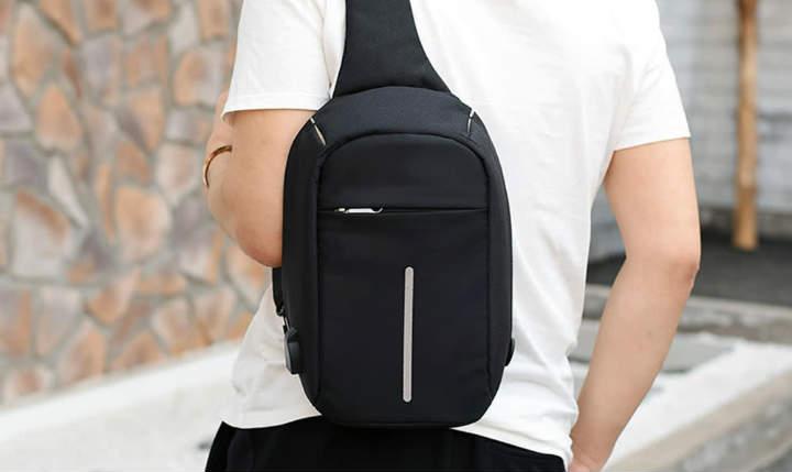 Mochila antirrobo con USB 02