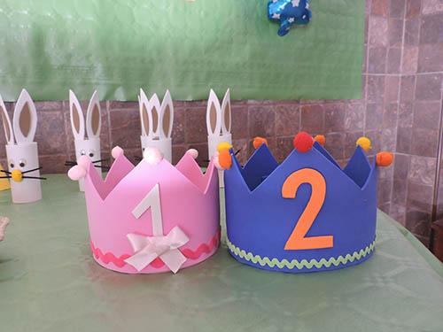 Corona de goma eva para cumpleaños infantil