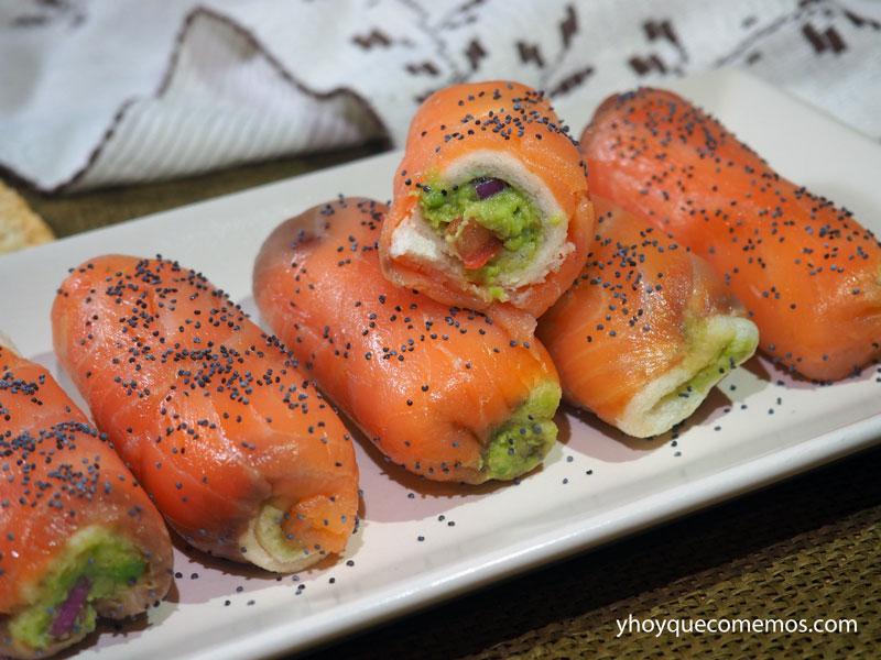 rollitos de salmon y guacamole