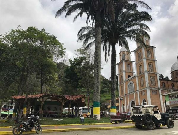 El Café Origen Génova en la Plaza de Bolivar de Génova