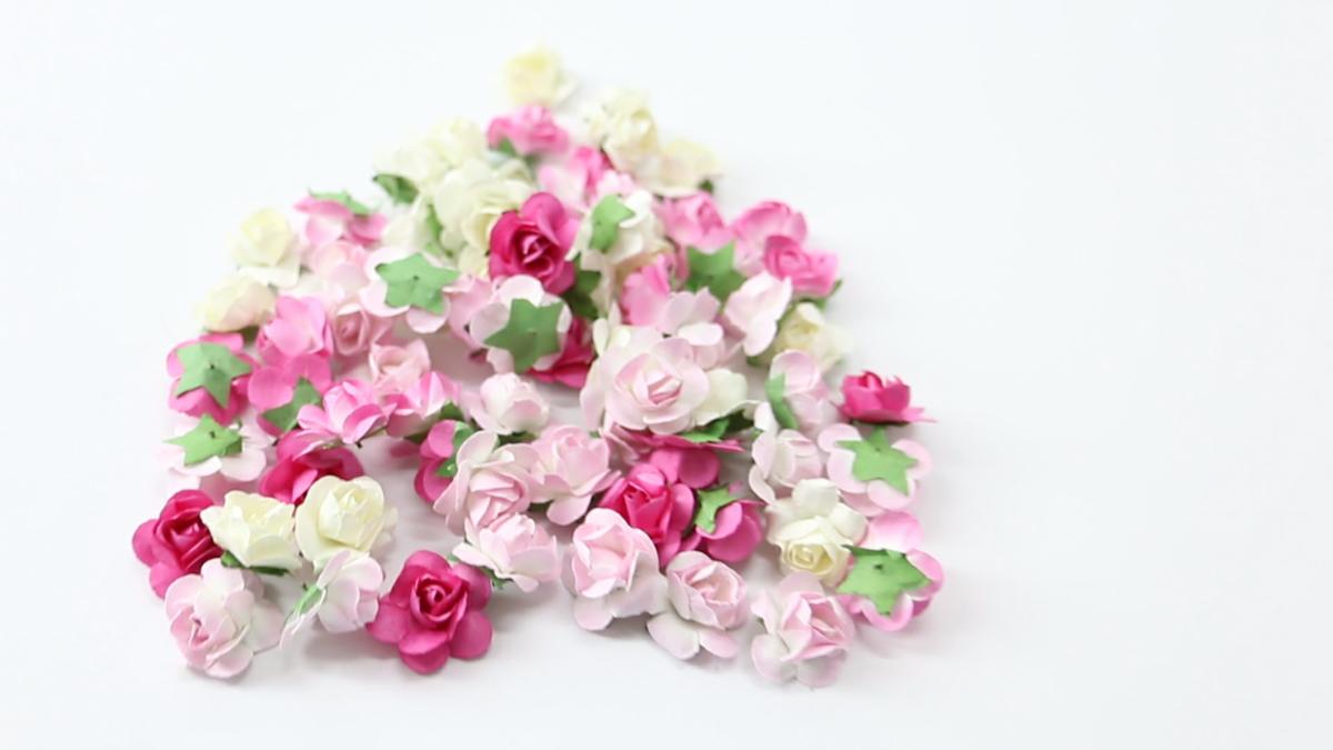 DIY DECORAR LETRAS CON FLORES DE PAPEL.Imagen fija005