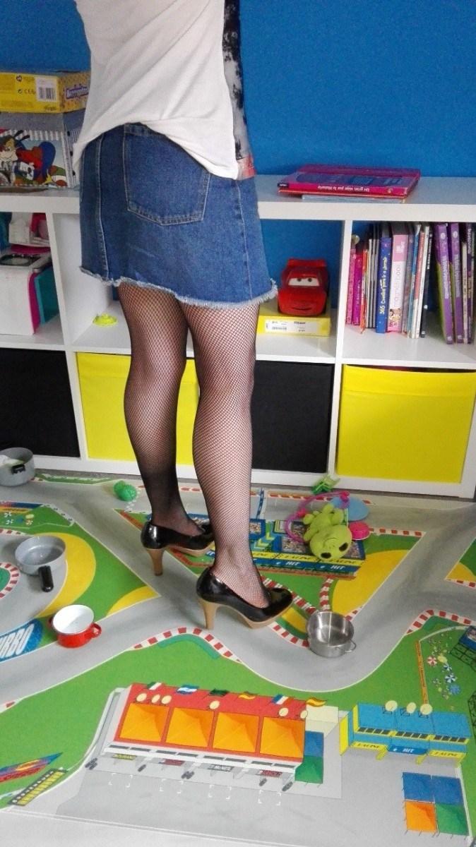 VARICES EN EL EMBARAZO: CÓMO TRATARLAS. Foto de %title