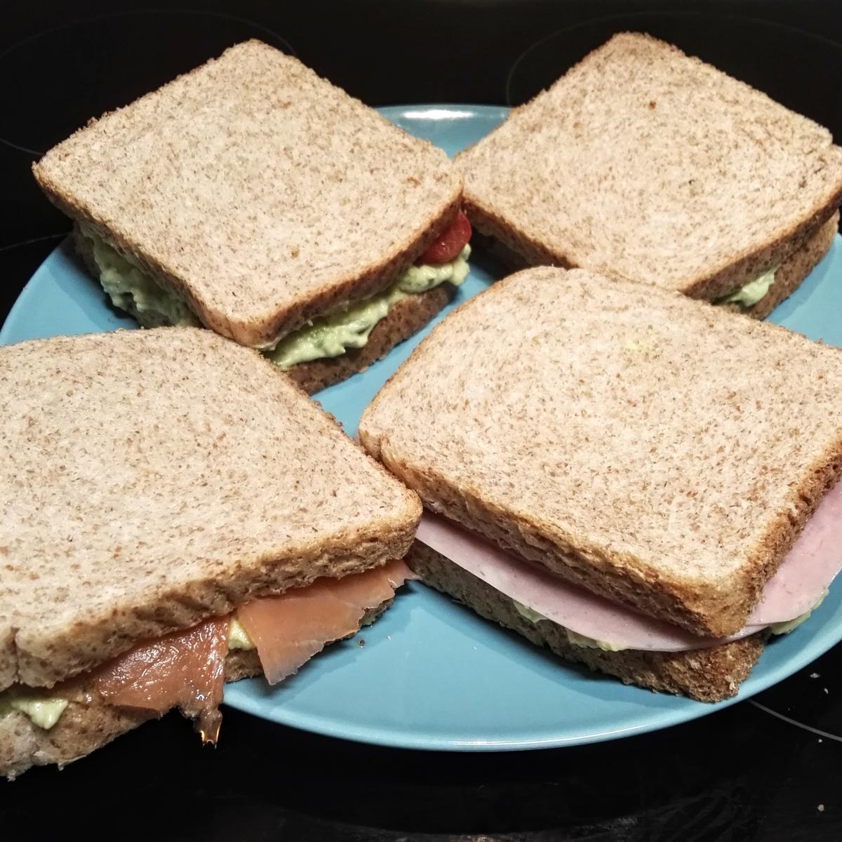 Sandwiches con base de aguacate