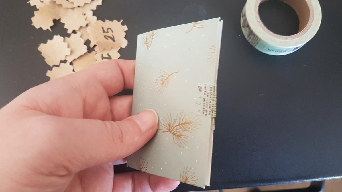 calendario de adviento - Cerramos con celo las tarjetas