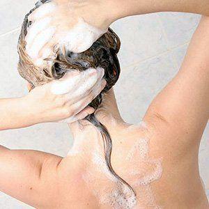 Champú casero: 2 recetas sanas para lavar el pelo