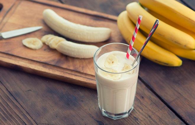 receta de batido de proteinas casero con platano