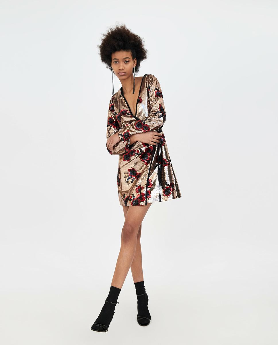 Vestido cruzado lentejuelas y flores