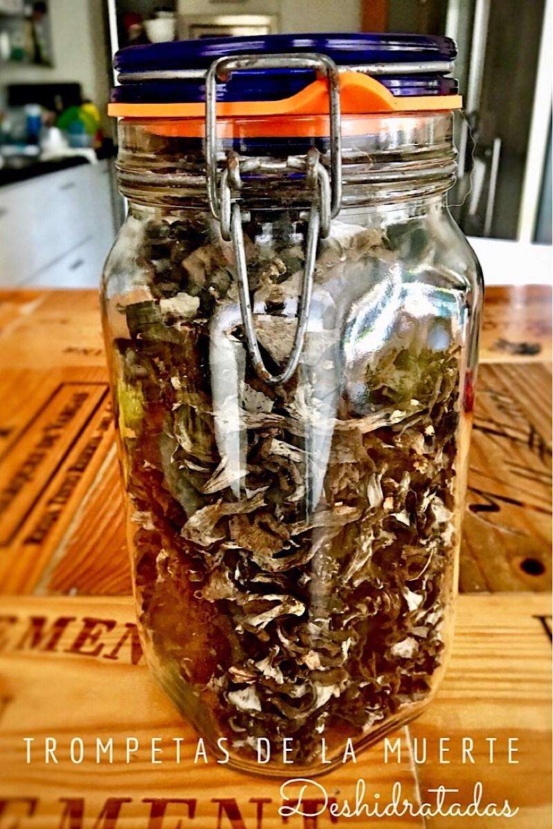 trompetas de la muerte deshidratadas