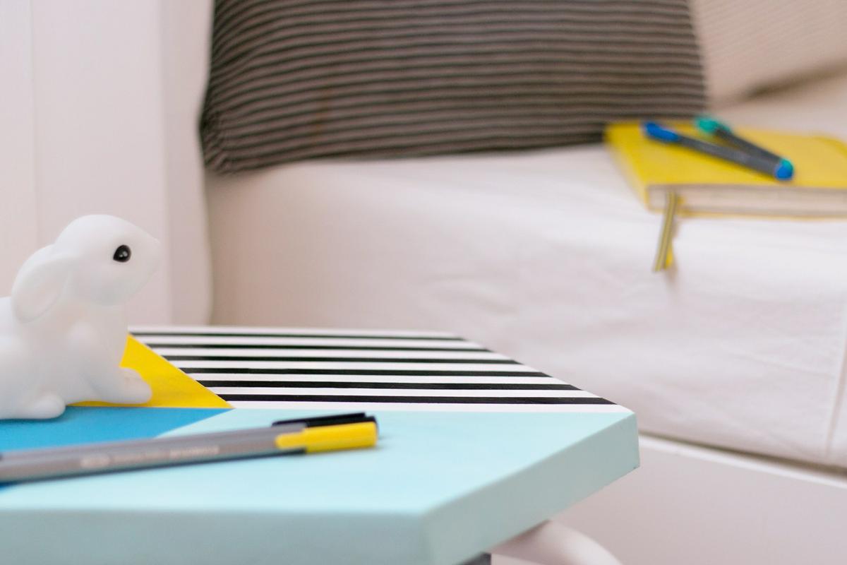 Taburete renovado, visto en "I am a Mess Blog"