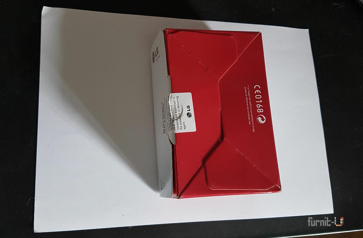 envolver regalos de Navidad diy express - utilizamos un folio como papel