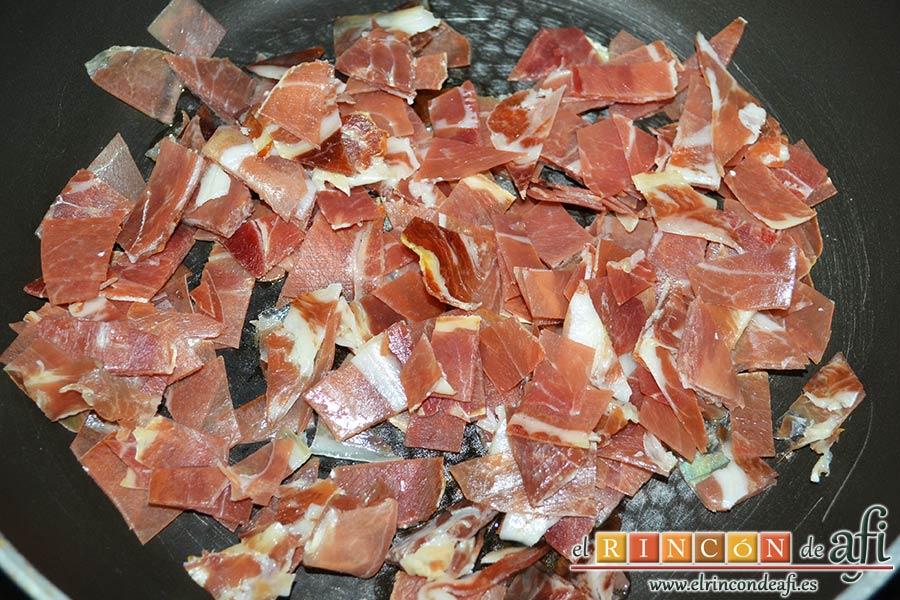 Coles de Bruselas gratinadas, hacerlo vuelta y vuelta en una sartén con unas gotitas de aceite de oliva