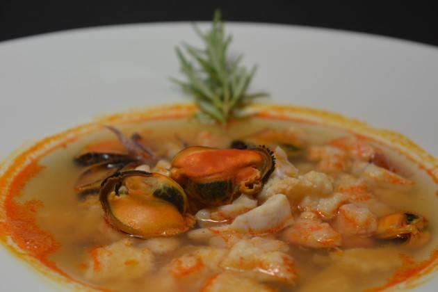 25-recetas-para-navidad-sopa-de-pescado