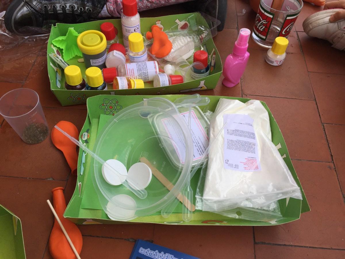 "LA CIENCIA DEL HORMIGUERO" O CÓMO JUGAR A SER UN PEQUEÑO CIENTÍFICO Foto de %title