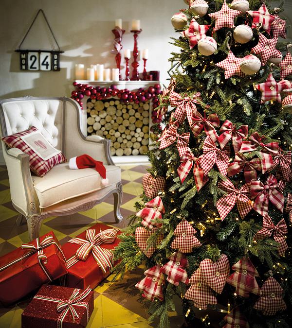 Decorar el árbol de Navidad