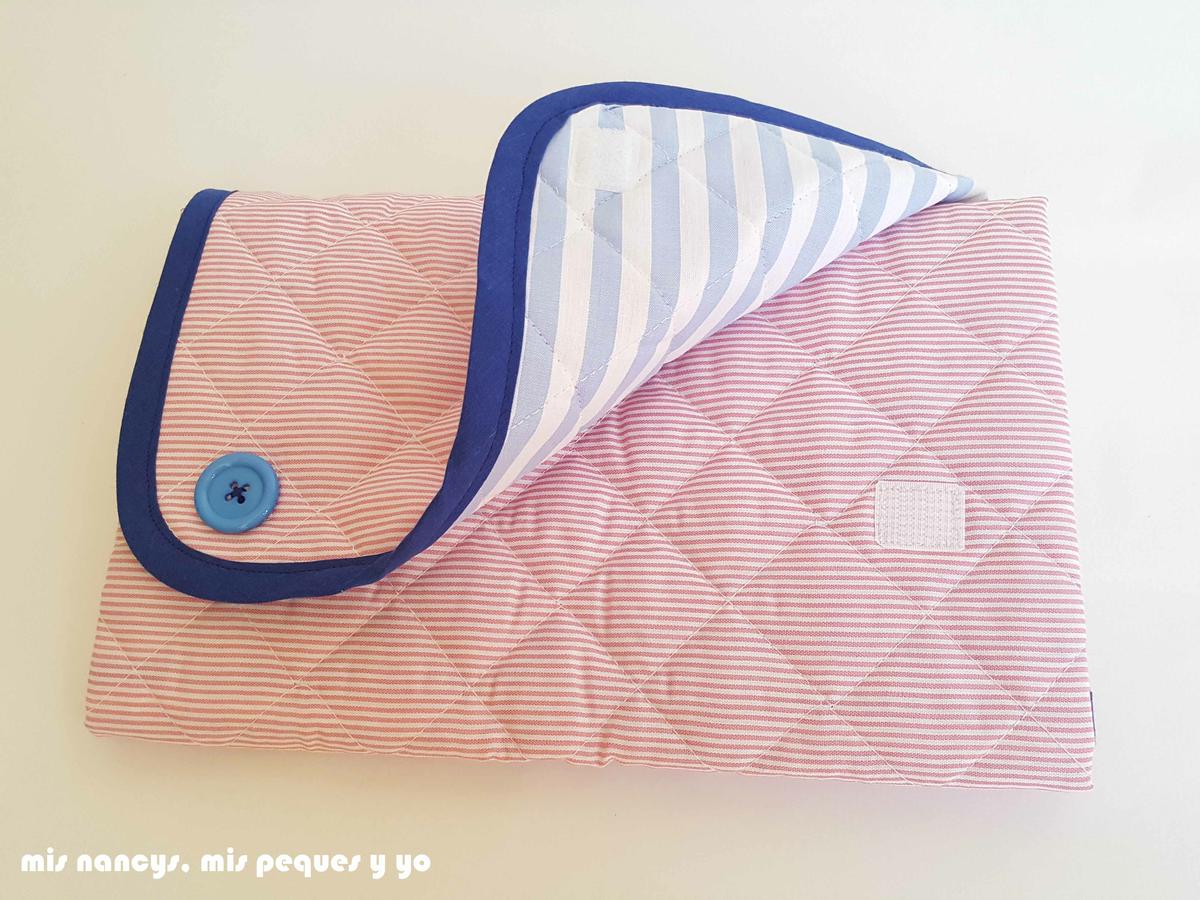 mis nancys, mis peques y yo, conjunto de cambiador para bebe y bolsitas tipo sobre, detalle cierre del cambiador