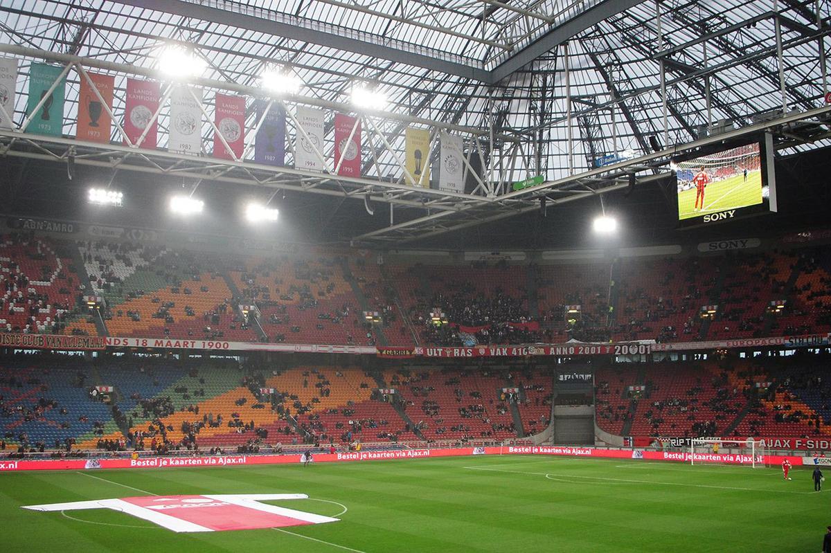 Techo retráctil del Amsterdam Arena