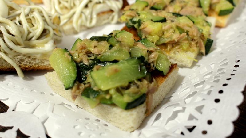 Canapes variados frios y calientes