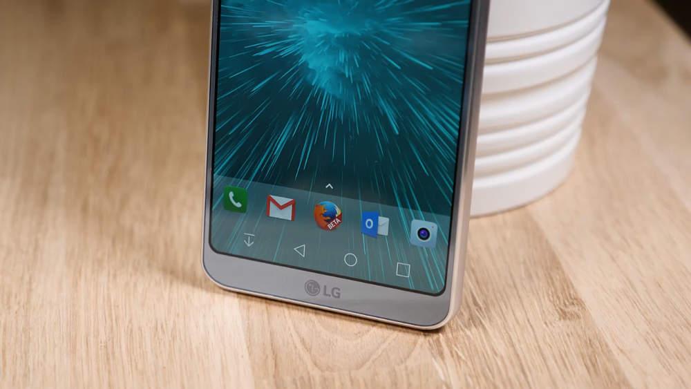 review-lg-g6-detalle-pantalla-redondeada