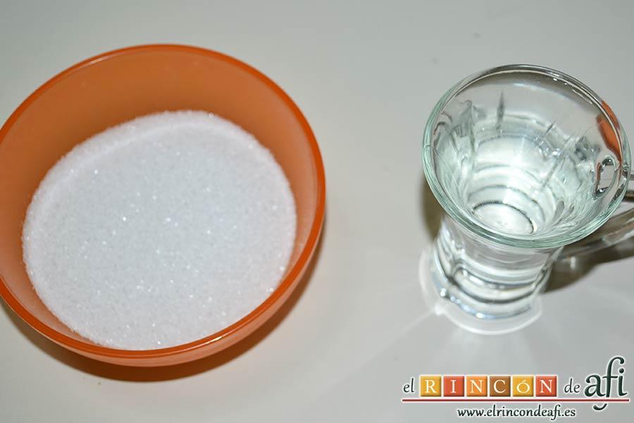 Minitartitas de fresa de Lorraine Pascale, mientras enfrían, preparar el almíbar