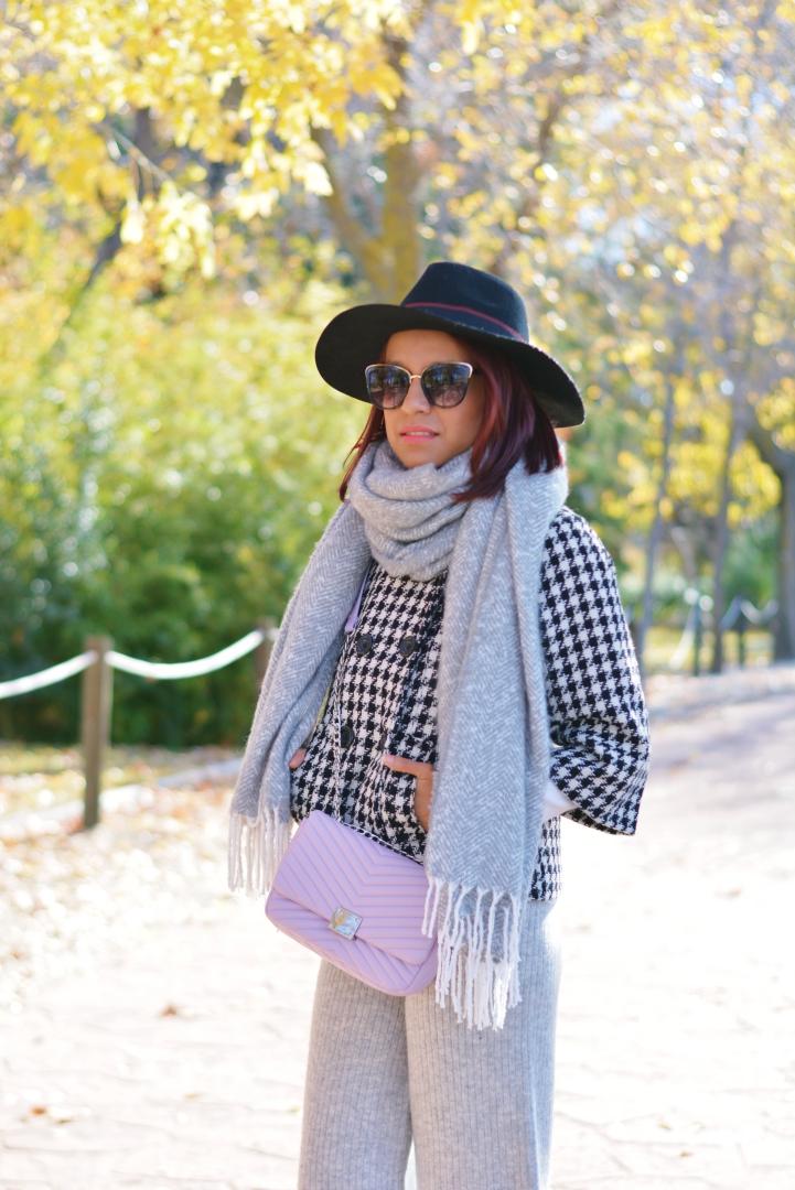 Look de invierno con sombrero