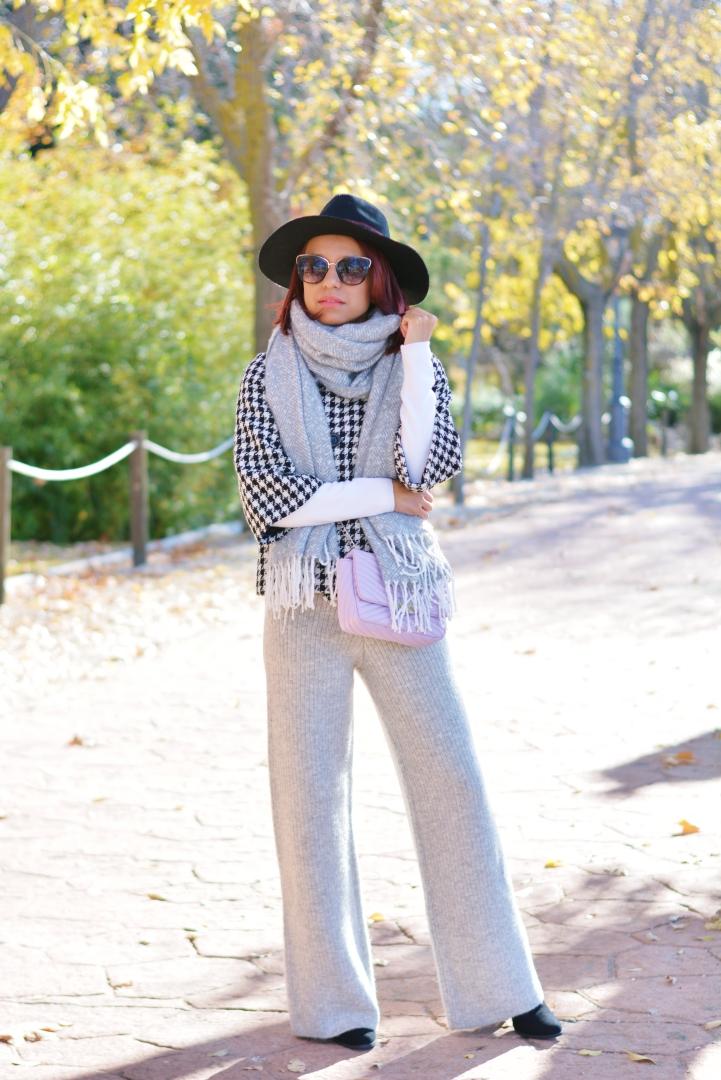 Abrigo con estampado pata de gallo