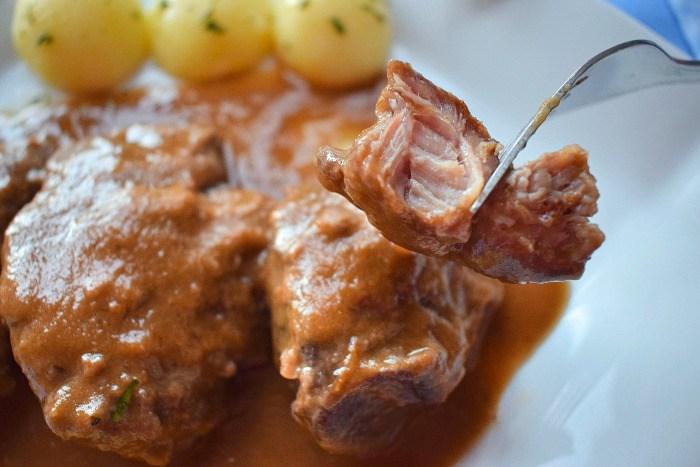 carrilleras al vino tinto