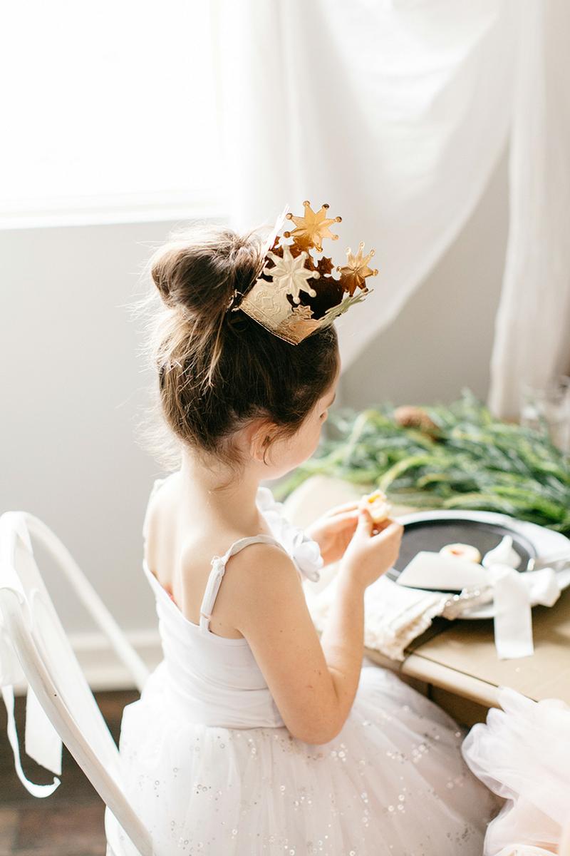 Cómo_decorar_la_mesa_en_Navidad_para_niños_ideas decoración_decoración navidad-03