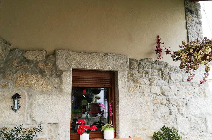 Pintando la fachada con Jotun (@blancoydemadera) (1)