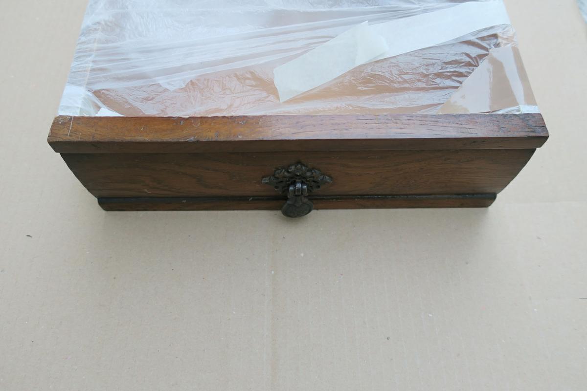 pintar cajón de una cómoda