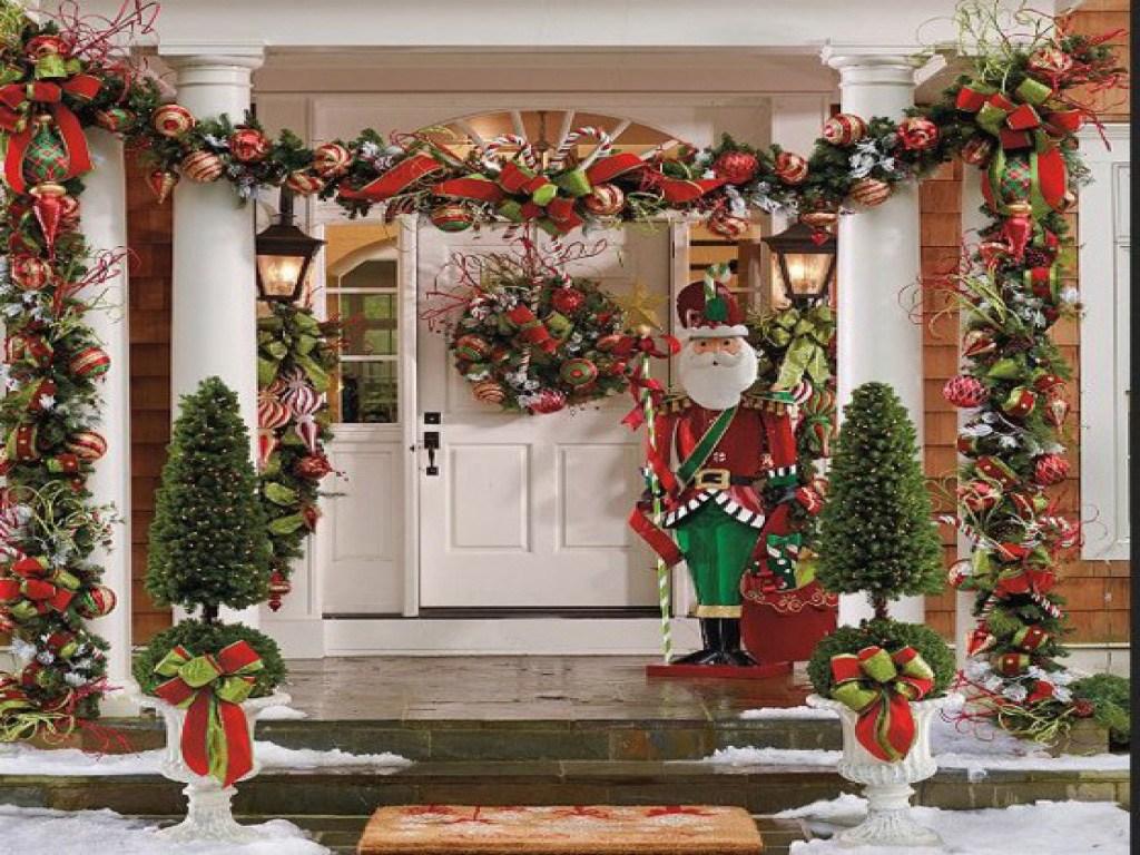 Decoración para la entrada de la casa Navidad. Imagen referencial de Pinterest.