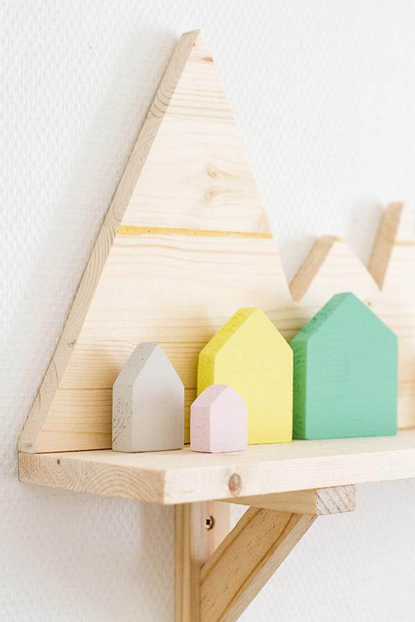 10 estanterías originales para niños que animarán su habitación