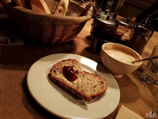 Desayuno en Le Pain Quotidien
